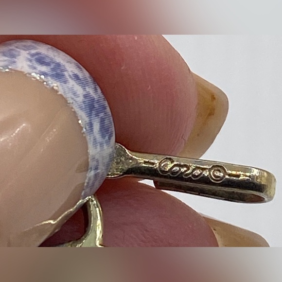 Coro Lilac Enamel Leaf Choker Necklace Vintage 💜HP💜 - Picture 4 of 8